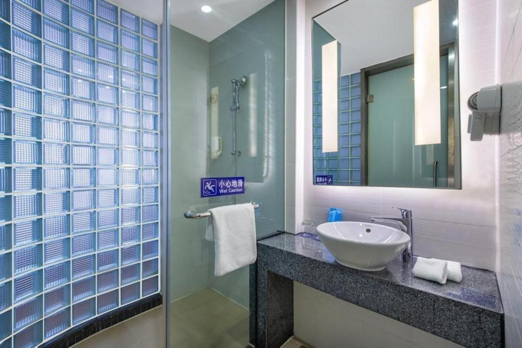 Holiday Inn Express Yangzhou City Center By Ihg Buitenkant foto